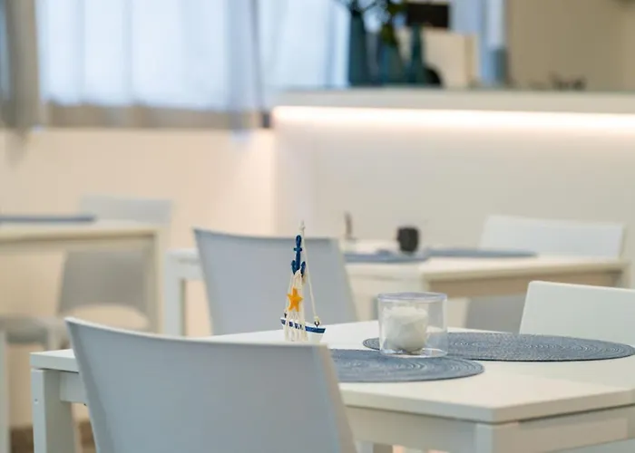 The Sea For Adult Guests מלון רימיני