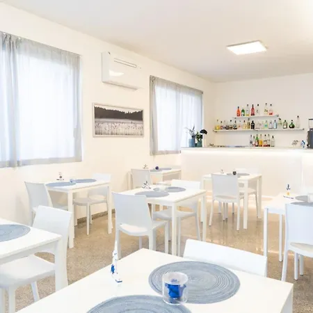 The Sea For Adult Guests Отель Римини